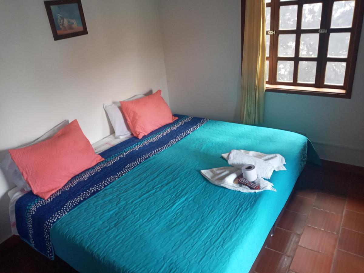 Hostal El Pino Villa de Leyva Luaran gambar