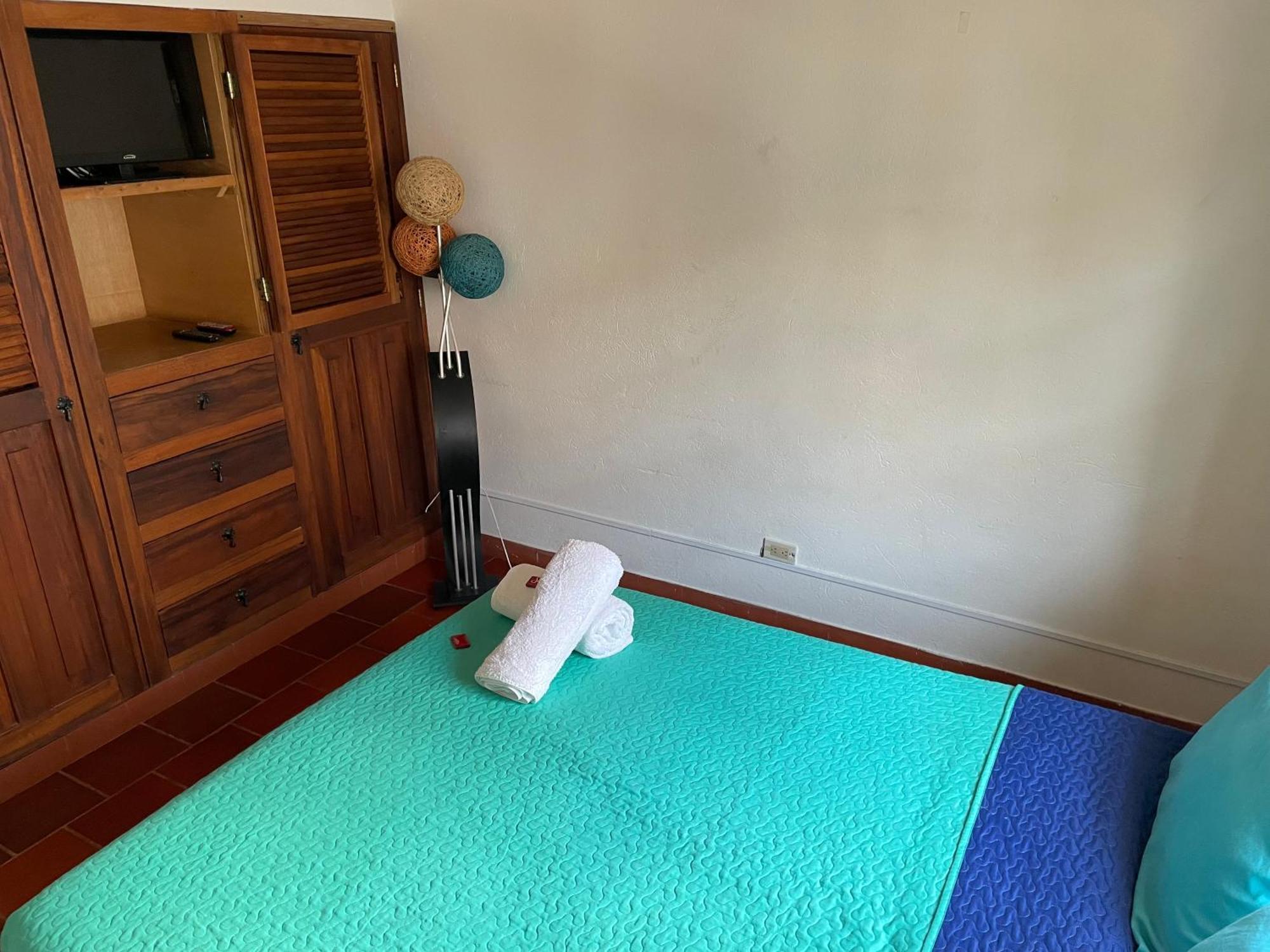 Hostal El Pino Villa de Leyva Luaran gambar