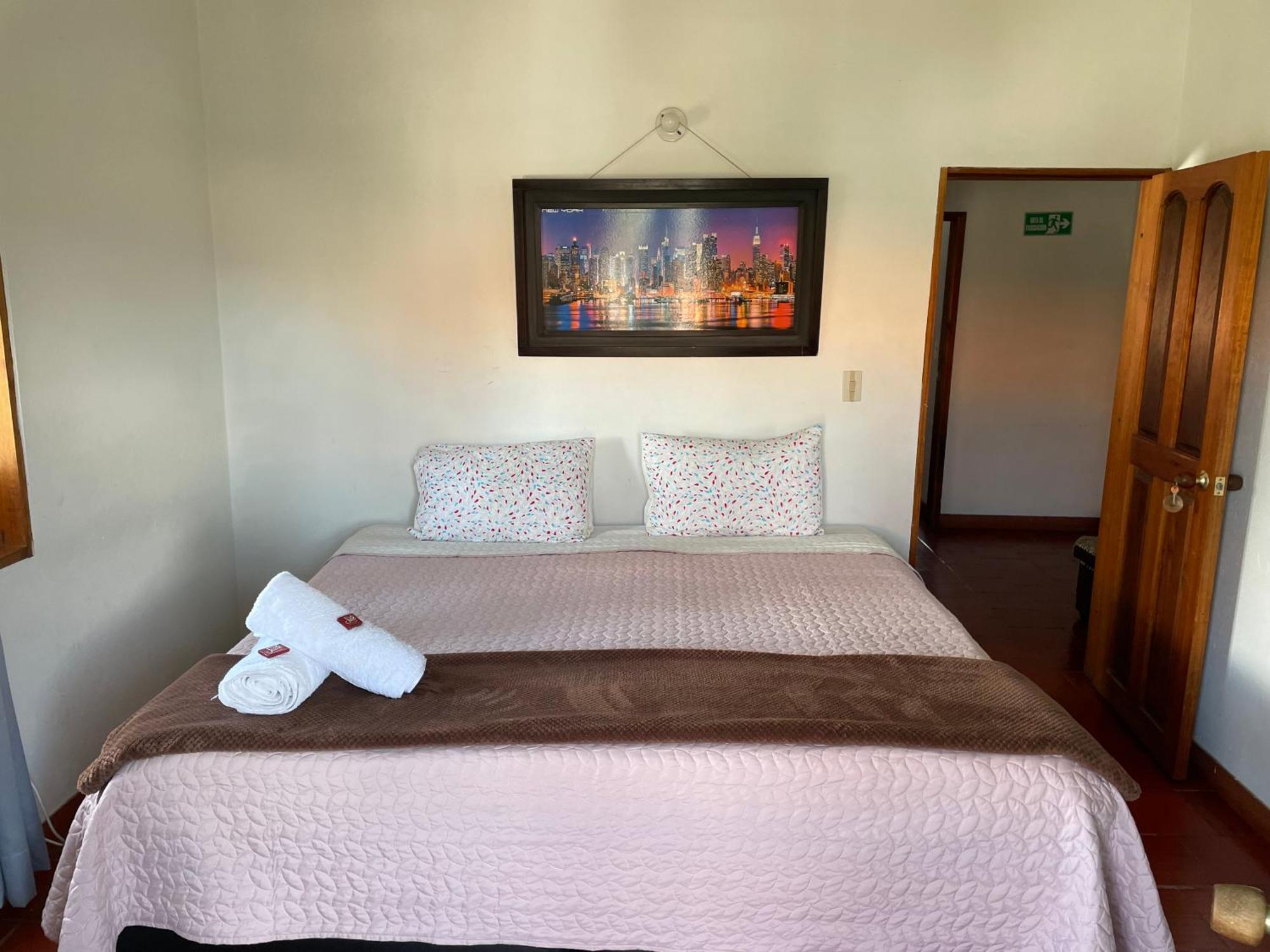 Hostal El Pino Villa de Leyva Luaran gambar