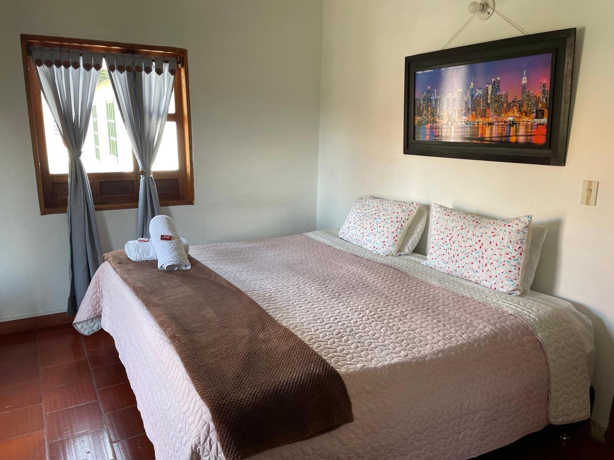Hostal El Pino Villa de Leyva Luaran gambar