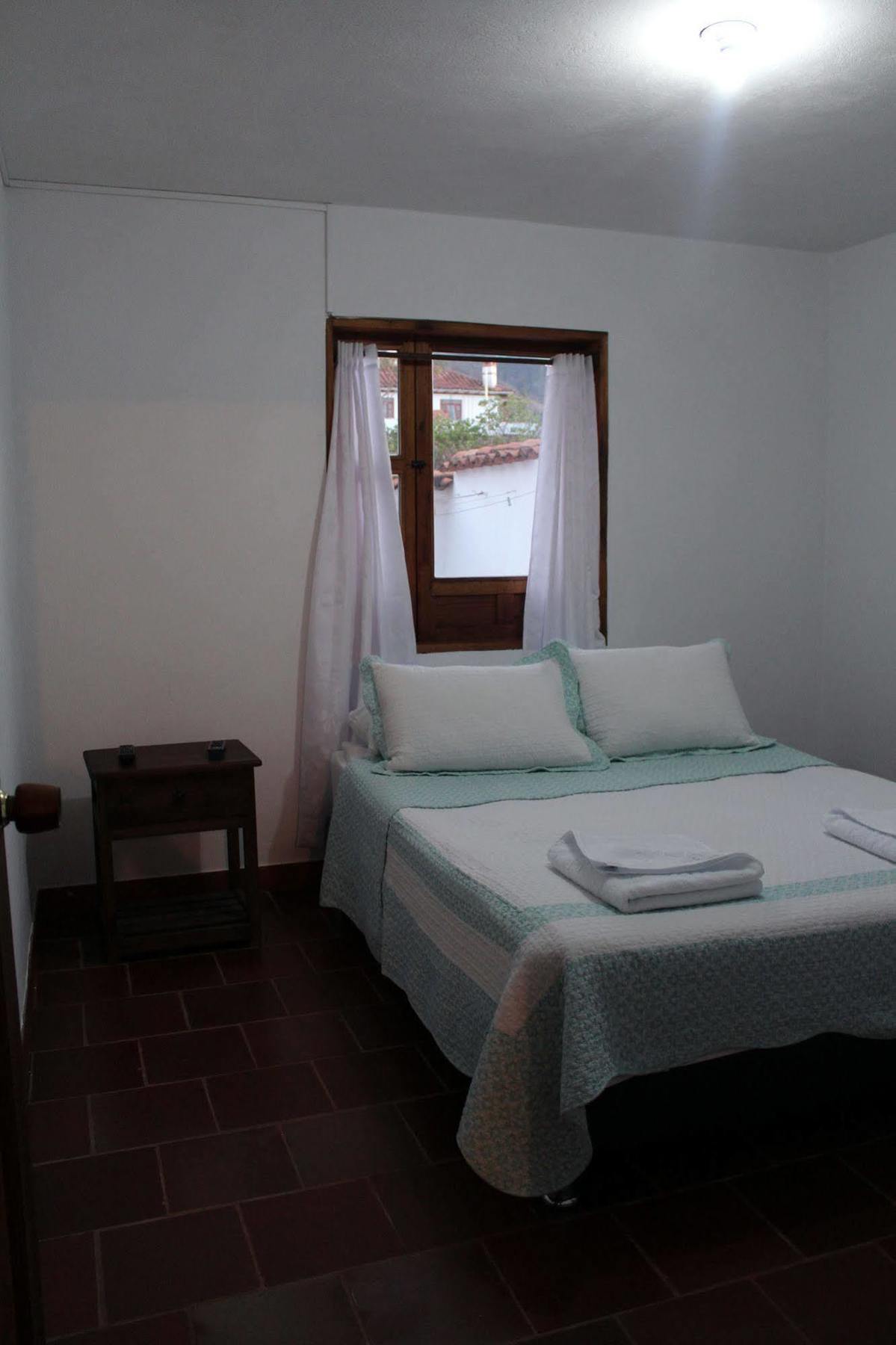 Hostal El Pino Villa de Leyva Luaran gambar