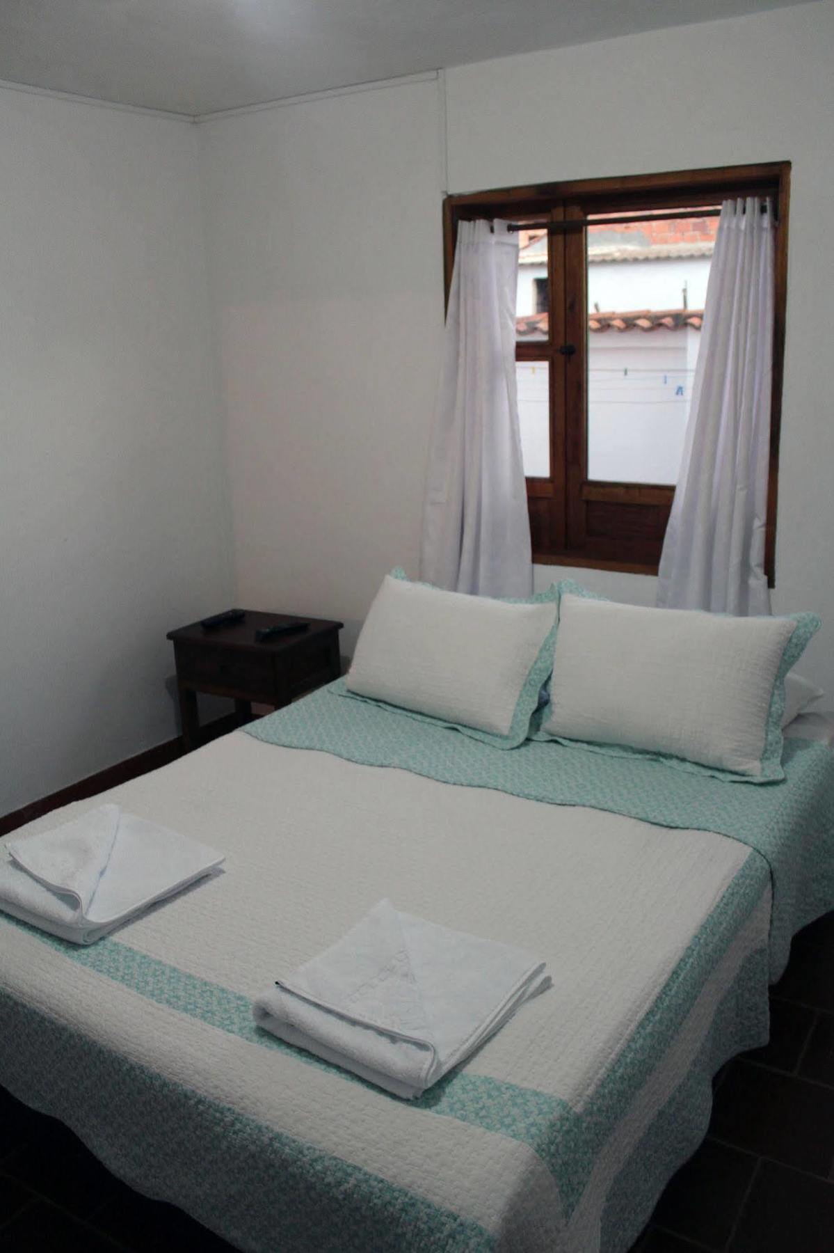 Hostal El Pino Villa de Leyva Luaran gambar